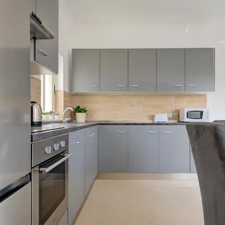 Apartmán Few Minutes Across Portomaso Lane St Julains Apartment Saint Julian's